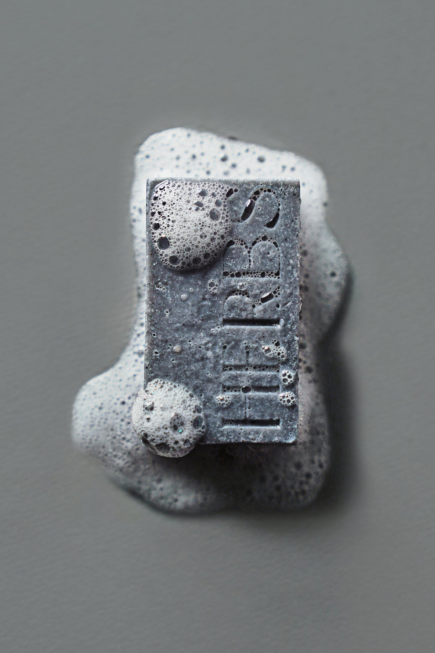Pore Tightening & Exfoliating Gray Bar